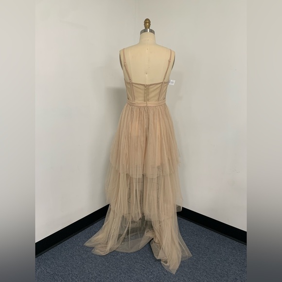 Fame and Partners Corset Tiered Gown NWOT - Picture 8 of 8